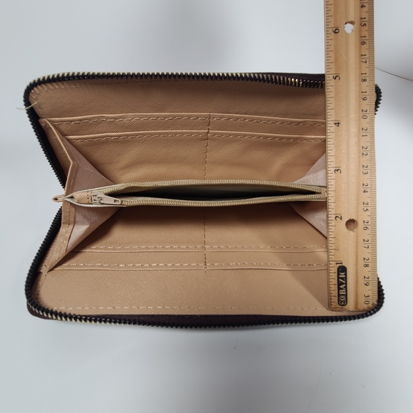 Mei&Ge Women's Multicolor Handbag Set W/Matching Wallet And Key Pouch - Picture 11 of 16